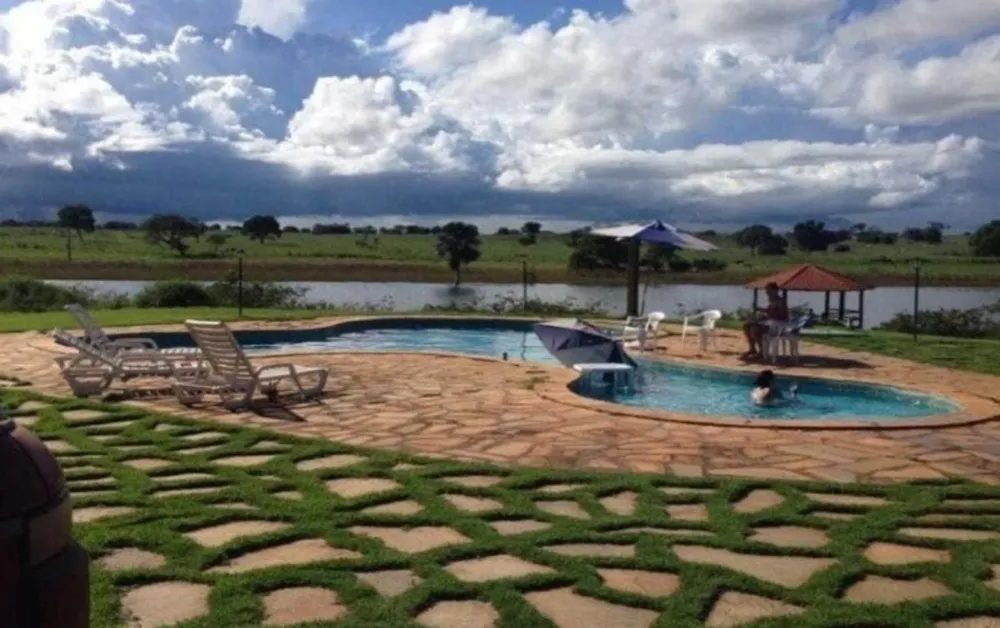 Fazenda de Amado Batista, antes cotada em R$ 350 milhões, tem avaliação de R$ 800 milhões