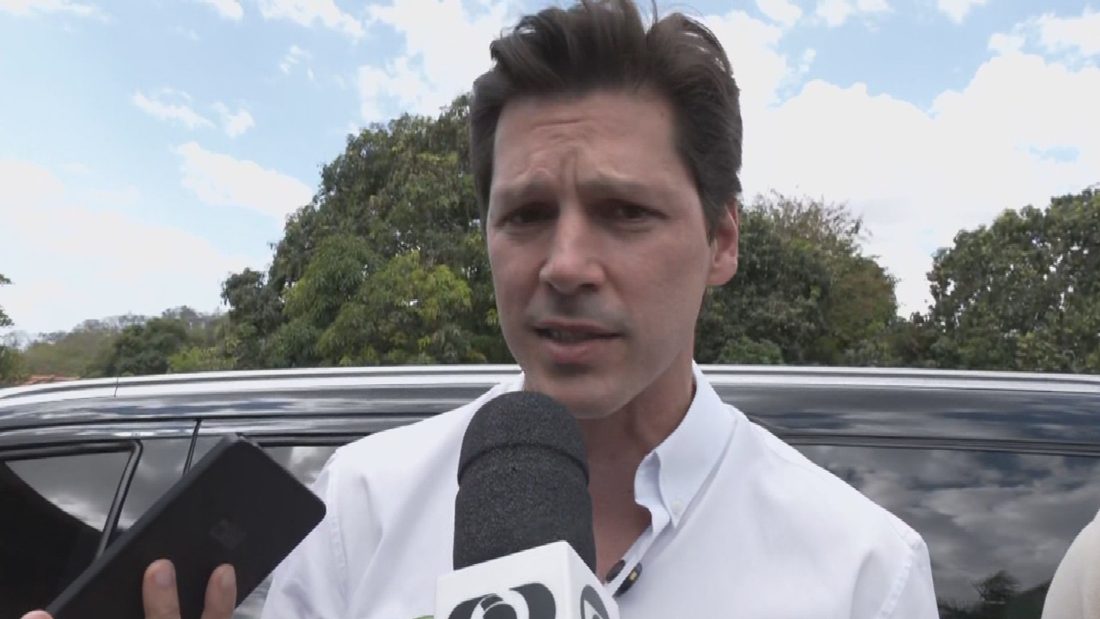 Daniel Vilela anuncia incentivos para cidades turísticas de Goiás durante visita a Pirenópolis