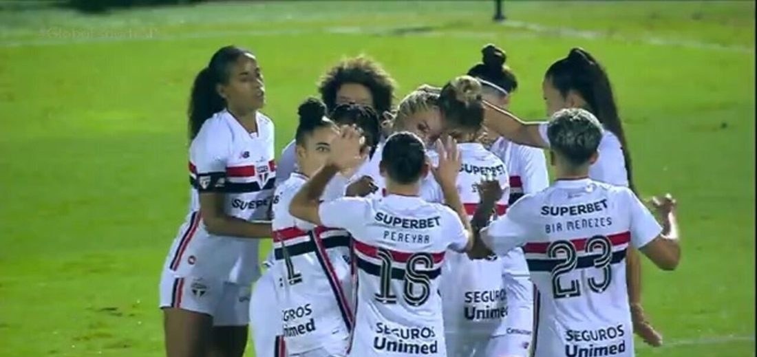 São Paulo abre a disputa das quartas do Brasileirão feminino