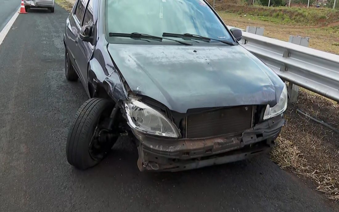 Quatro feridos em três engavetamentos que envolveram 23 veículos na Rodovia Cândido Portinari, em Franca (SP)