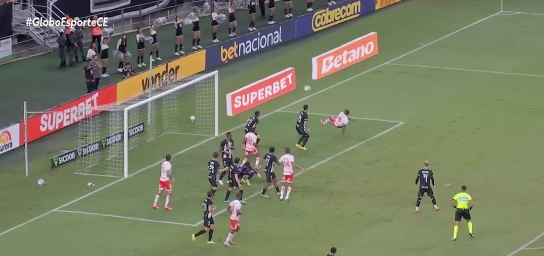 Ceará chega a oito reforços na janela com zagueiro Thalisson