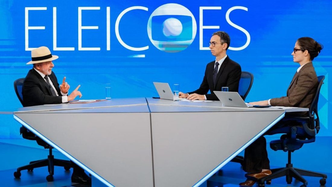 Flávio Bolsonaro aciona TSE contra declarações de Lula sobre contas públicas