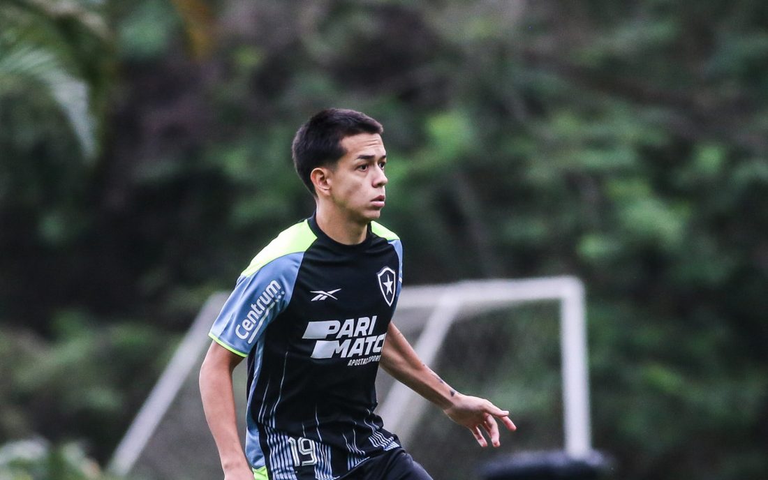Segovinha critica Botafogo por falta de liberdade e revela quatro empréstimos desde 2024