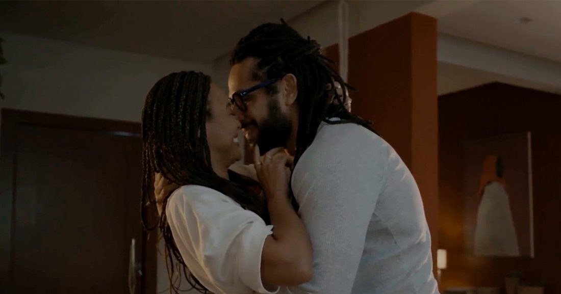 Bela e Lucas vivem noite apaixonada em Por Você: ‘Estou completamente apaixonado’