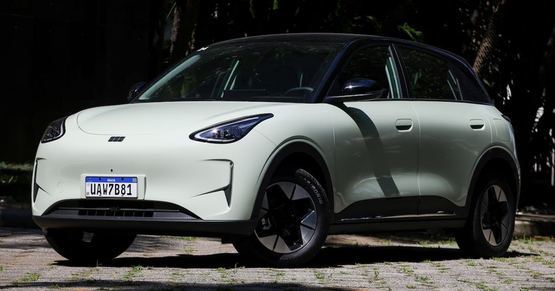 Geely EX2 sai por R$ 104.212 em venda direta; veja preços completos