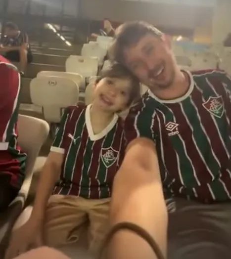 Pai é assaltado no banheiro do Maracanã durante jogo entre Fluminense e Palmeiras