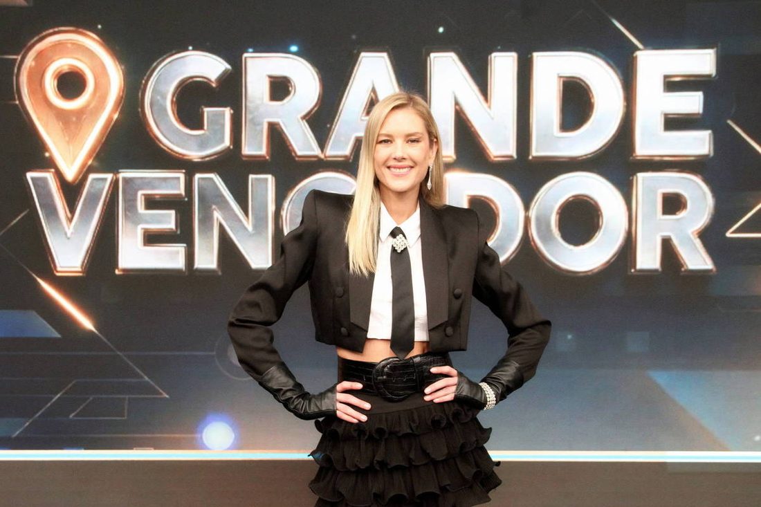 Gianne Albertoni estreia como apresentadora de O Grande Vencedor na RedeTV!