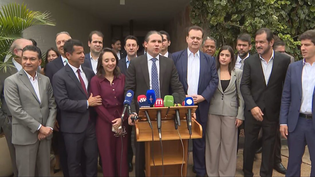 Presidente da Câmara, Hugo Motta, quer votação do sistema distrital misto ainda neste ano