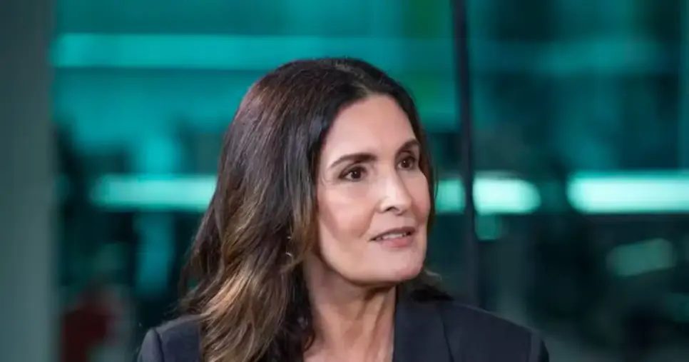 Fátima Bernardes declara voto em Lula e Alckmin e reforça defesa da democracia nas redes