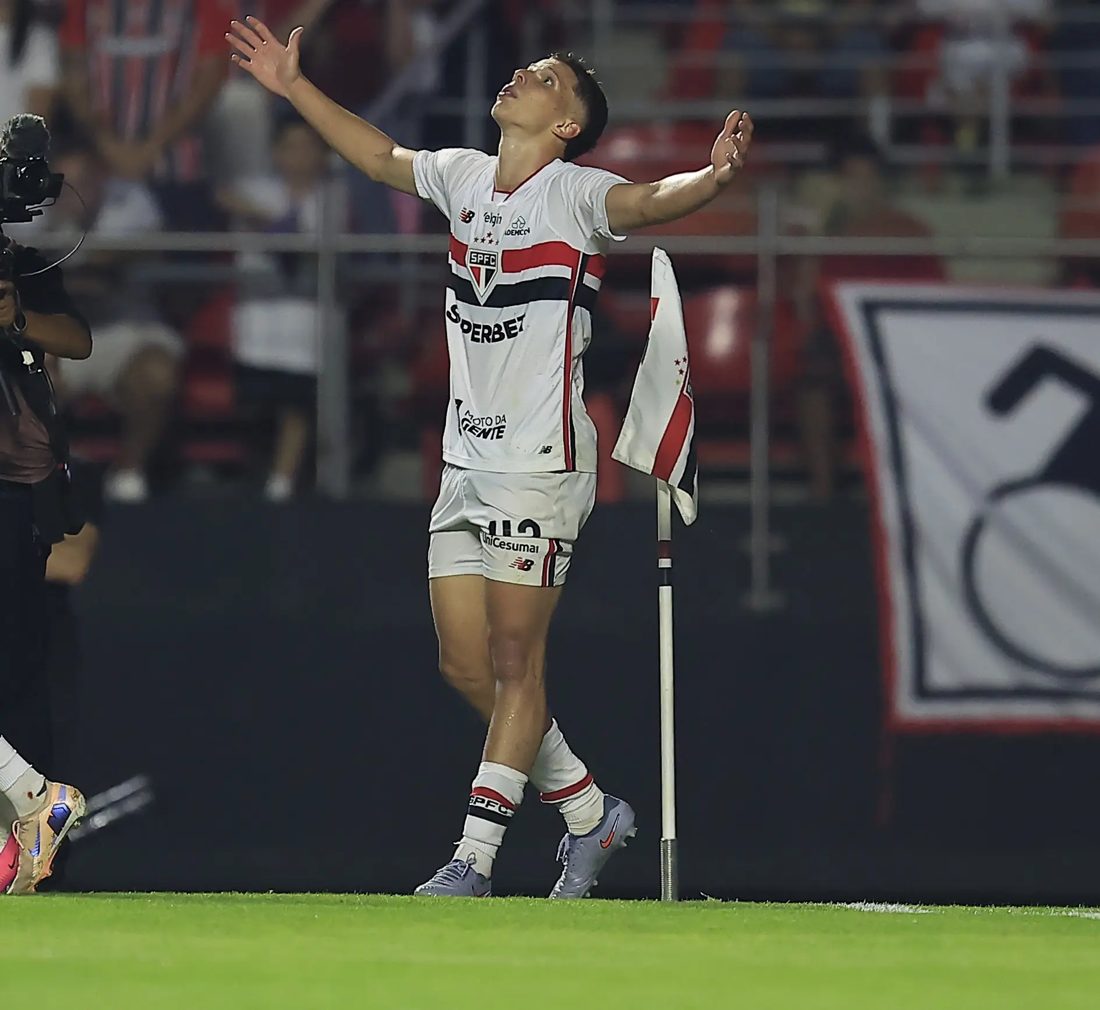 São Paulo renova lista da Sul-Americana e inclui Gustavo Santana, Lucyan e João Nazari