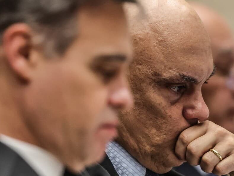 PGR se manifesta contra pedido de Moraes para investigar André Mendonça por abuso de autoridade