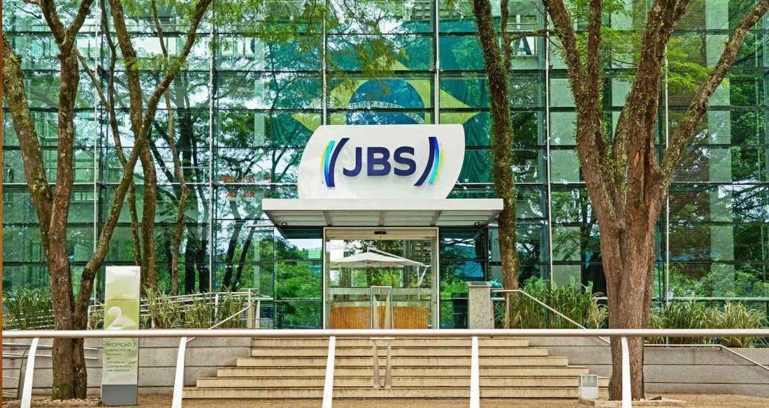 JBS e Viva Holding fecham acordo para criar joint venture de couros com participação igualitária