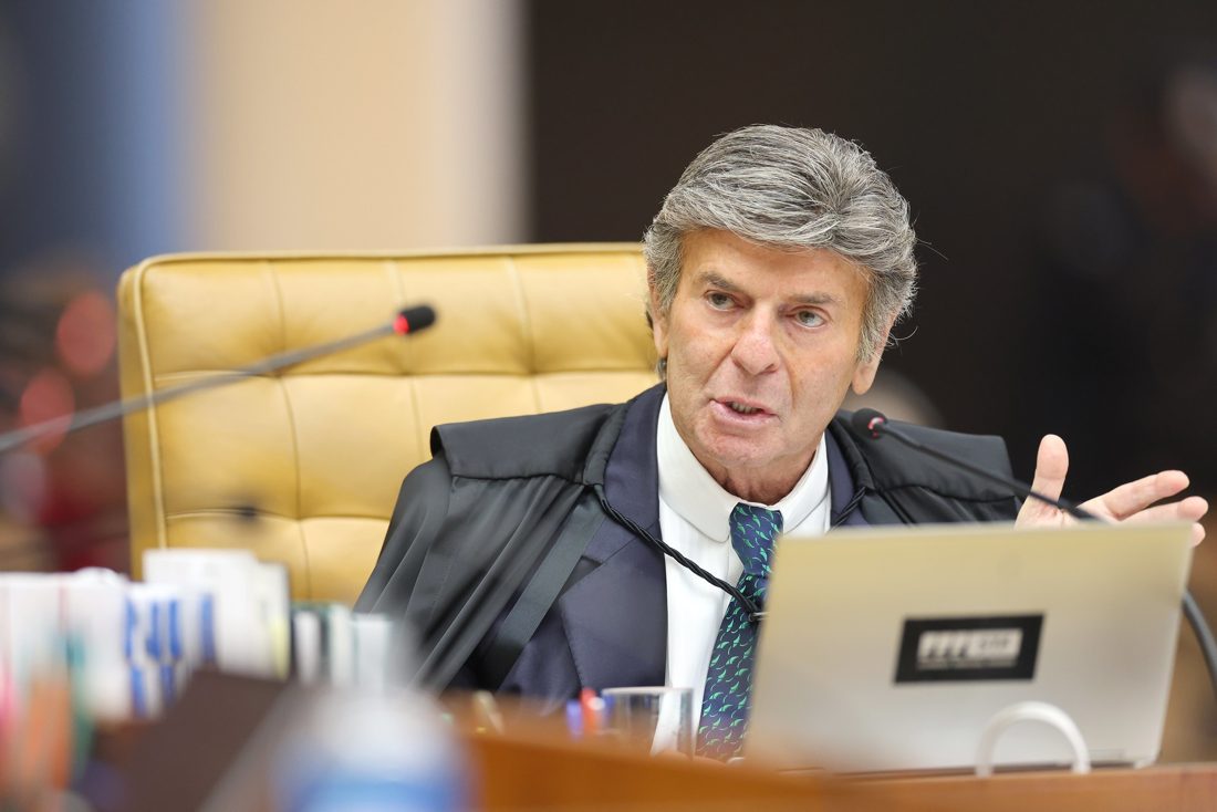Ministro Luiz Fux concede 10 dias ao Senado para se manifestar sobre ação que requer visitas de esposa de Alexandre de Moraes e familiares de Lula