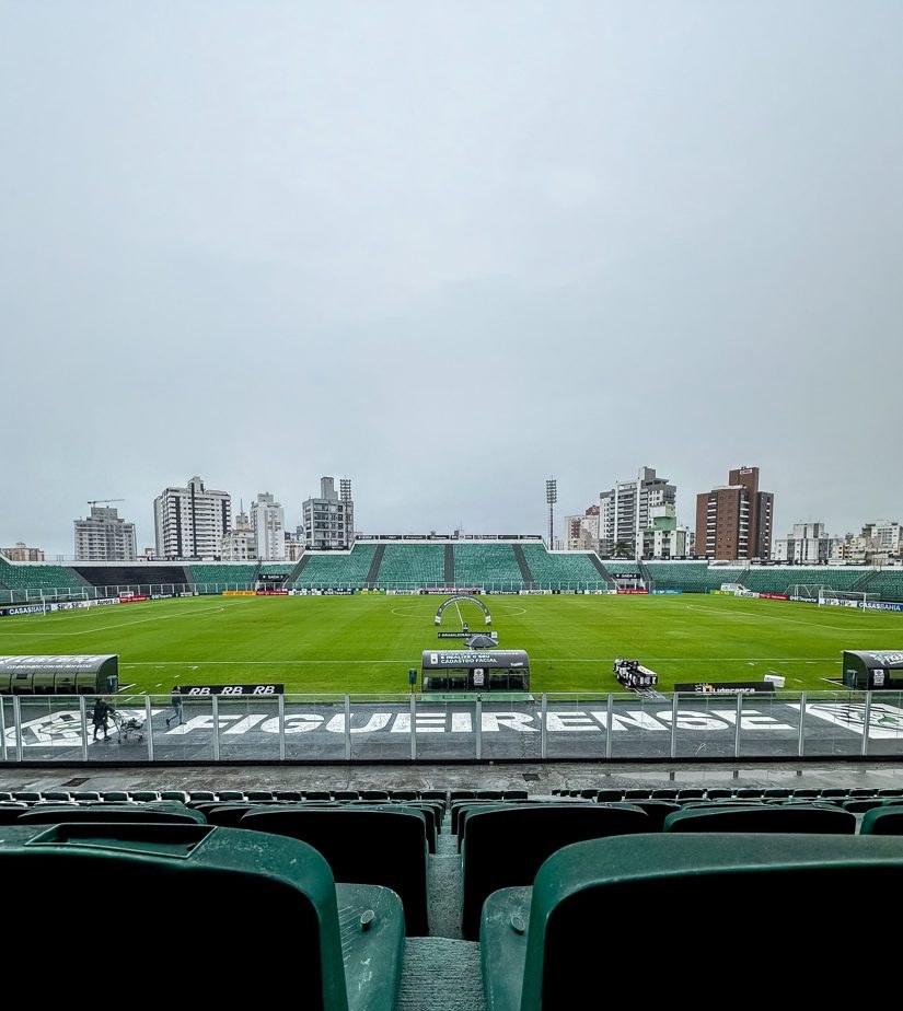 Figueirense empata fora e se afasta da classificação; detalhes de transmissão, horário e escalações para o duelo contra o Maranhão