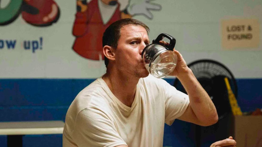 8 filmes do Prime Video perfeitos para assistir sozinho