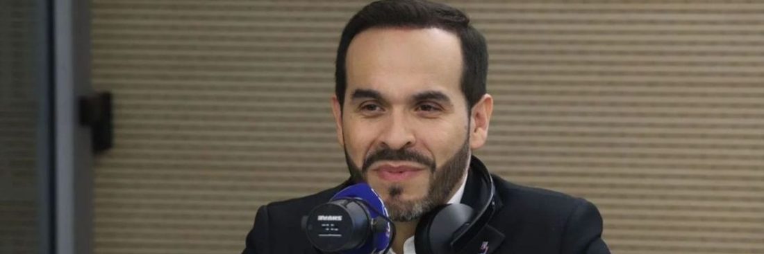 Presidente da Colômbia, Abelardo de la Espriella, ordena início das deportações de migrantes em situação irregular
