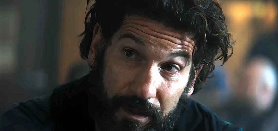 Operação Vingança (2025) com Jon Bernthal se torna sensação no streaming ao estilo John Wick e Jason Bourne