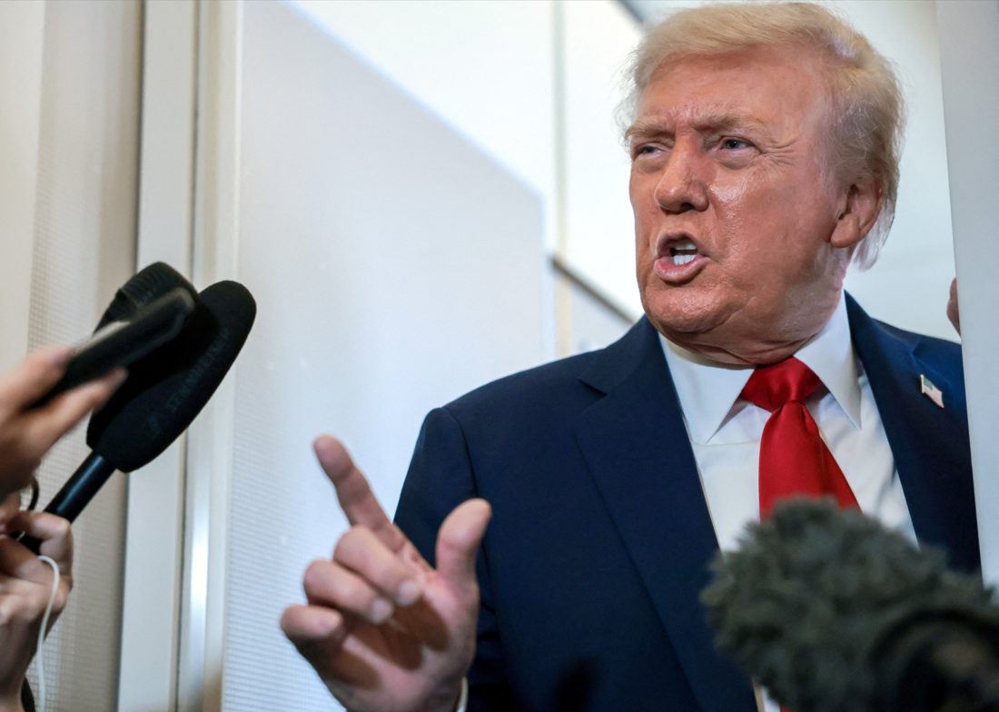 Trump anuncia banimento da CNN, MS NOW e Politico da Casa Branca