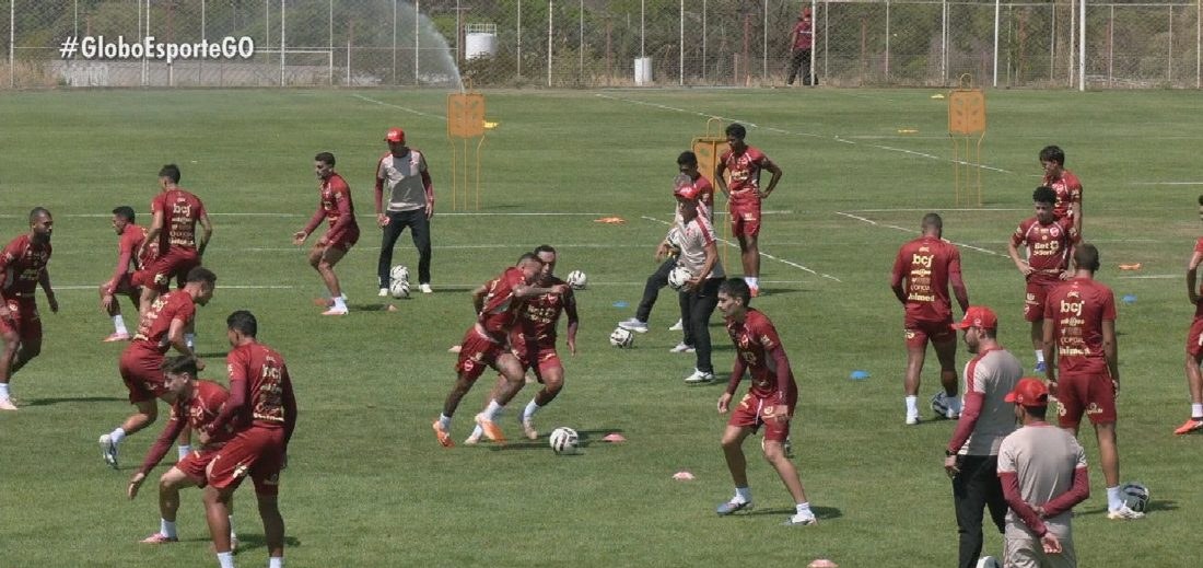 Ingressos esgotados para Vila Nova x Londrina no OBA; clube anuncia 10 mil torcedores e 200 vagas de sócio-torcedor