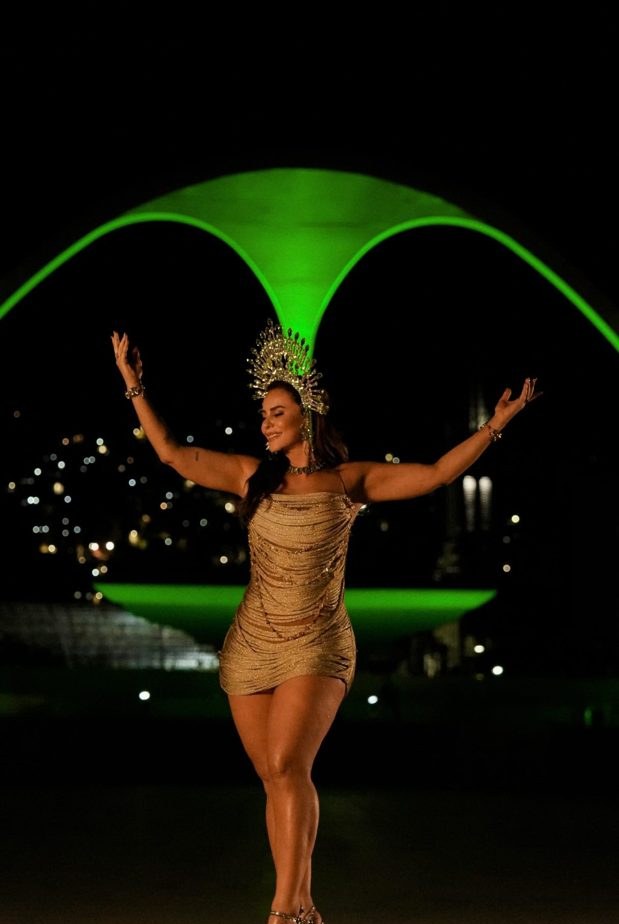 Paolla Oliveira será rainha de bateria da Imperatriz Leopoldinense em 17 de outubro