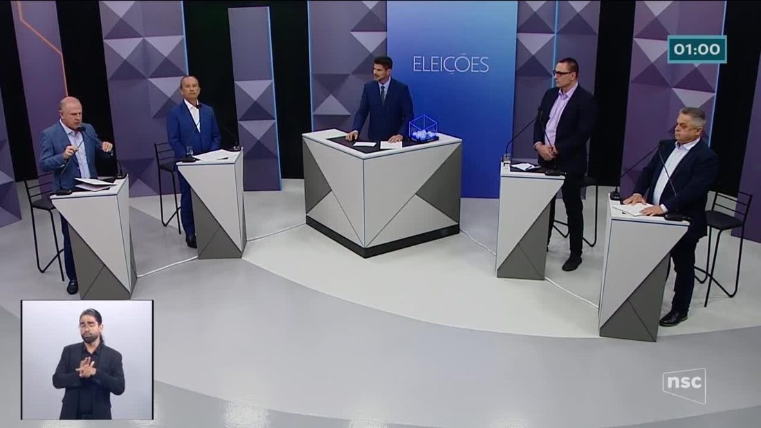 Candidatos ao governo de Santa Catarina se enfrentam em debate na NSC TV