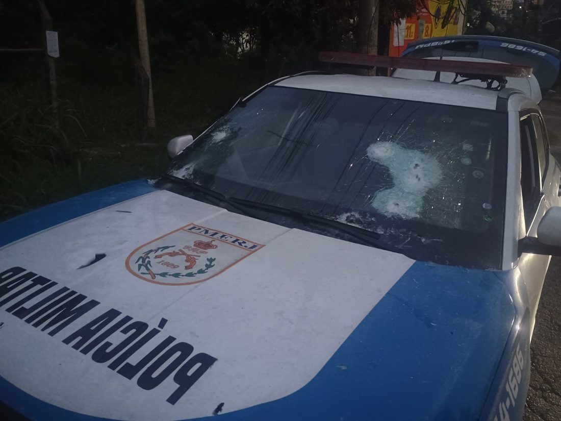 Tiroteio na Gardênia Azul deixa subtenente do Bope morto e quatro policiais militares feridos