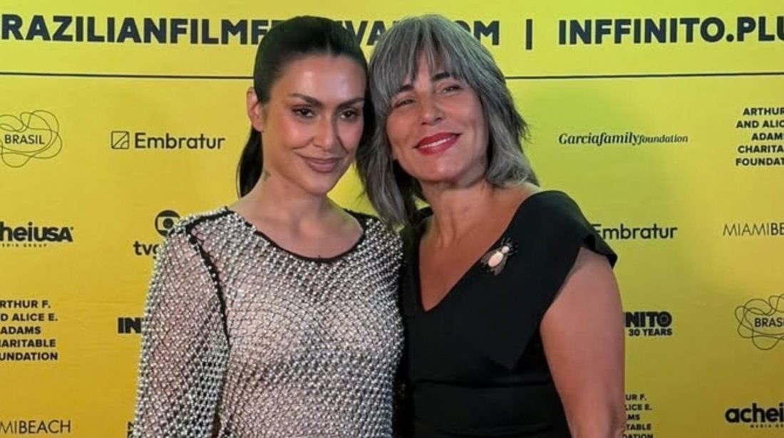Cleo Pires elogia a mãe Glória Pires na première de ‘Se Eu Fosse Você 3’ no Festival do Rio
