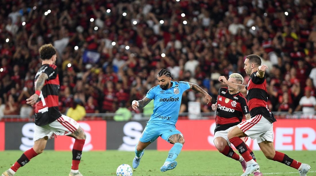 Gabigol revela vídeo de renovação até 2028 com Flamengo e manifesta desejo de voltar ao clube