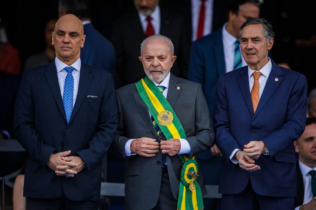 STF em crise: Moraes e ministros próximos a Lula ausentarão do desfile de 7 de setembro