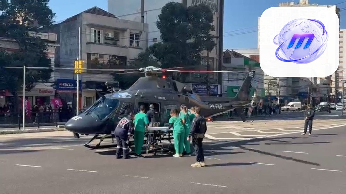 Helicóptero da PRF pousa em avenida movimentada de Porto Alegre durante simulação de resgate