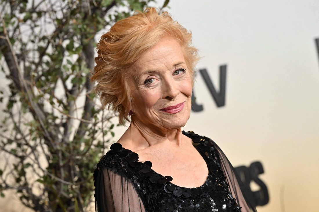 Holland Taylor revela que não teve aumento salarial em seis temporadas de 'Two and a Half Men'