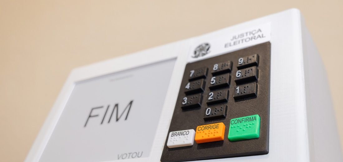 Entenda o que ocorre quando uma urna eletrônica falha no dia da votação