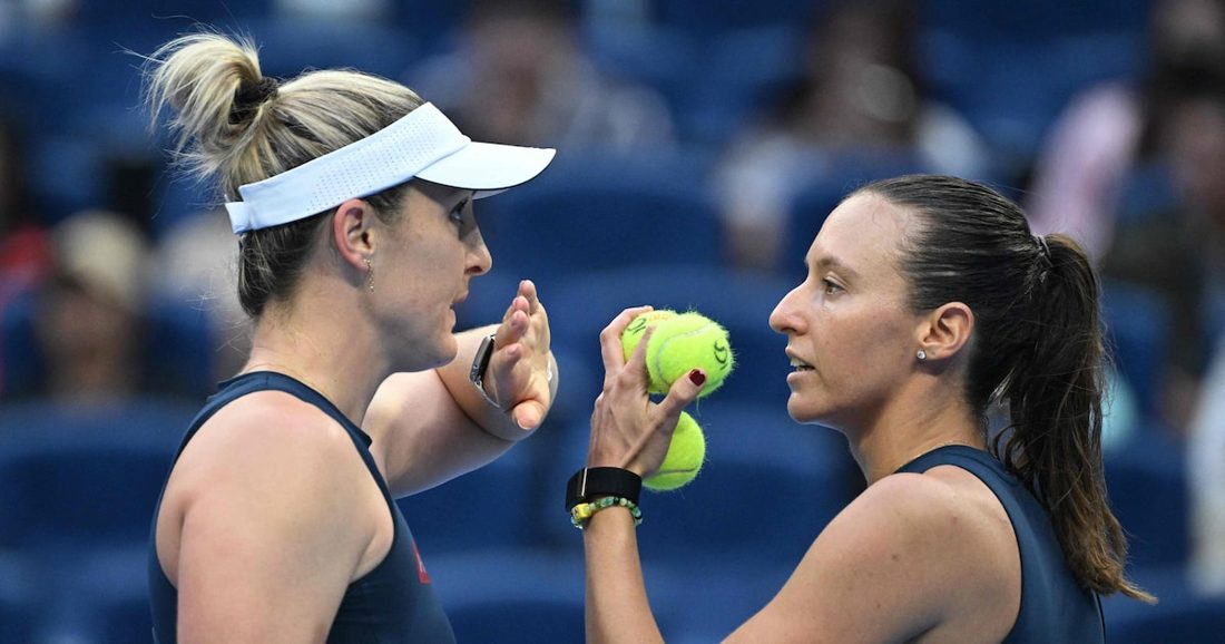 Luisa Stefani e Gabriela Dabrowski chegam à 7ª final do ano e ficam perto da liderança da temporada