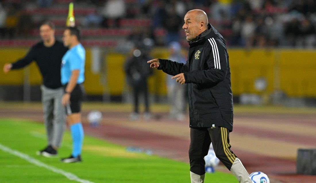 Flamengo pode poupar titulares contra o Corinthians após desgaste em Quito, afirma Leonardo Jardim