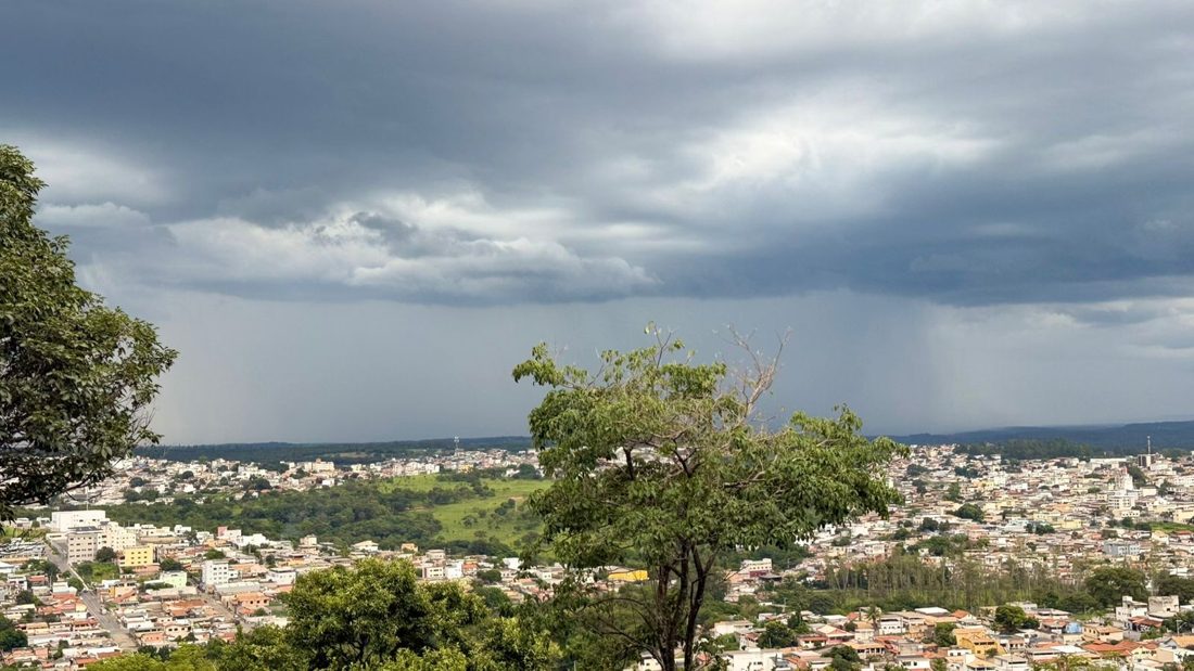 Inmet emite alerta de tempestade para Divinópolis até sexta-feira