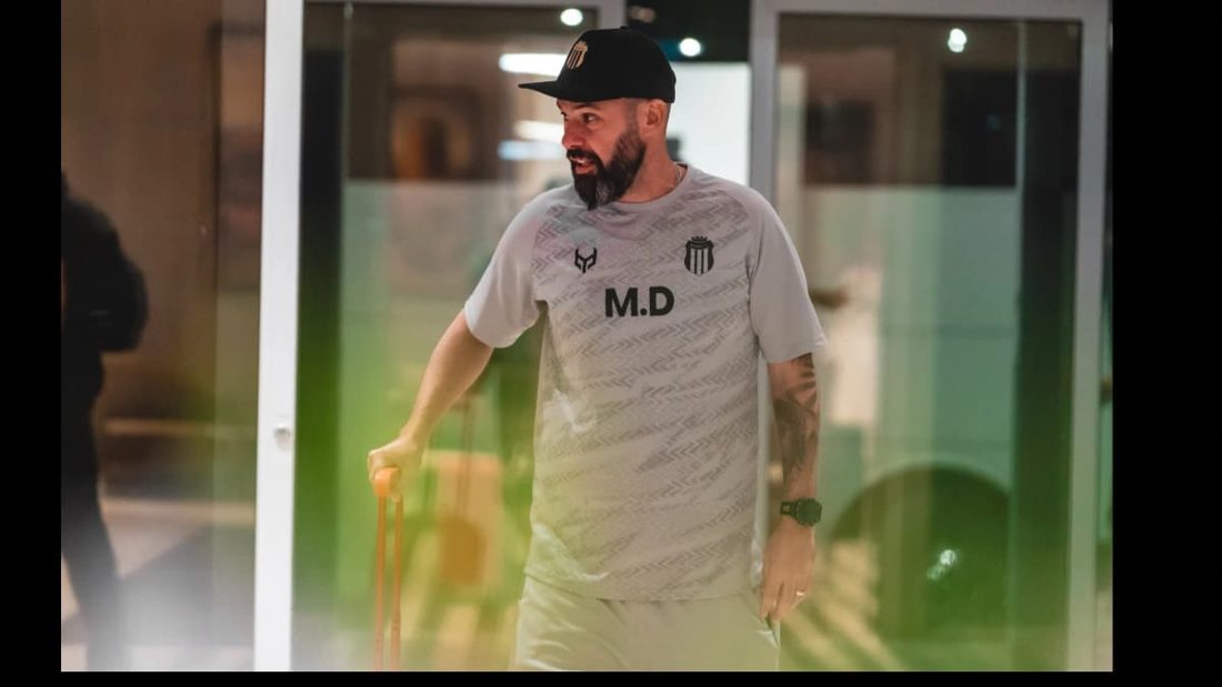 Maurício Dulac, técnico brasileiro do Al Riyadh, enfrenta o Al-Hilal de Inzaghi no Campeonato Saudita