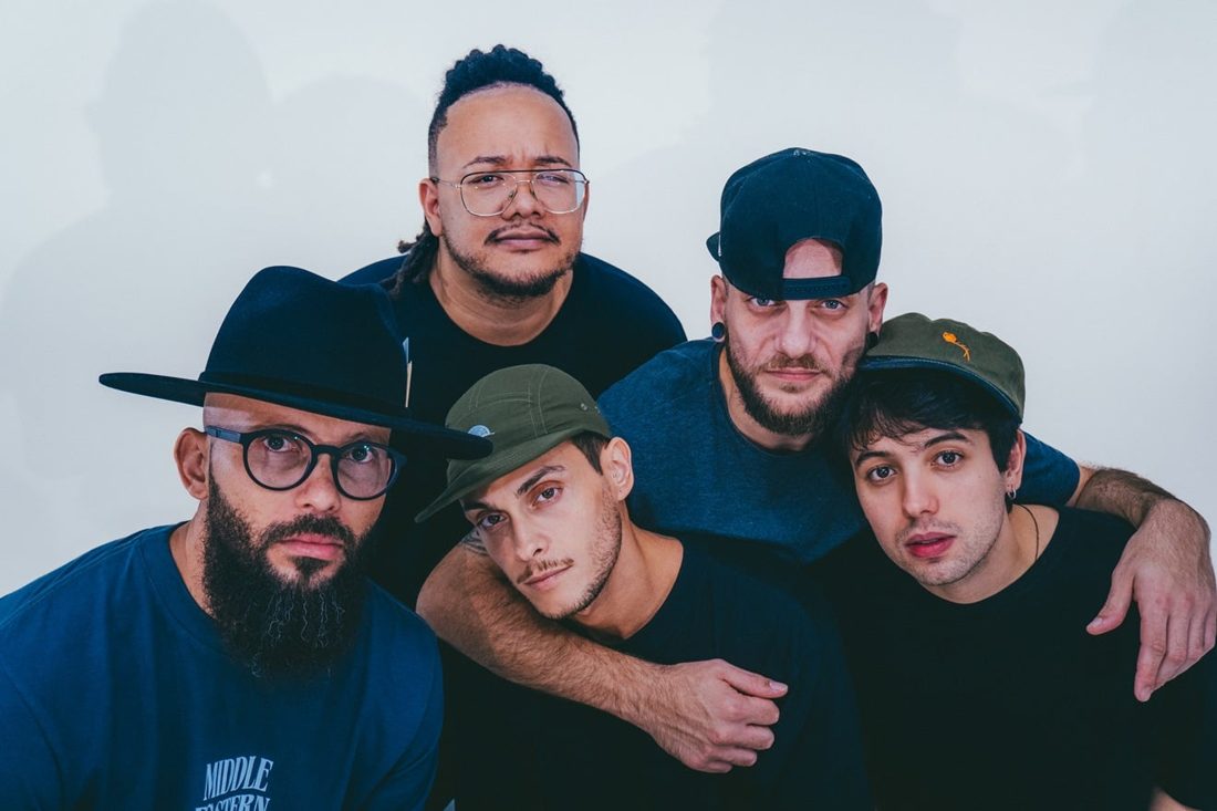 Os Colombinos lançam o single “Avião” e anunciam nova fase com EP “Rumos e Vertentes”