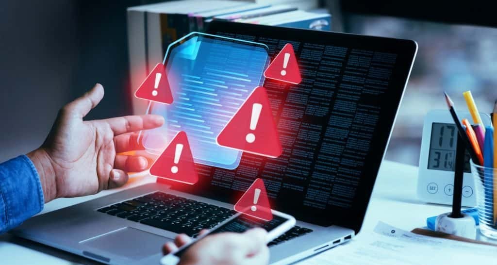 Malware NodeStealer evolui para spyware: rouba senhas do Facebook, registra teclas e captura tela