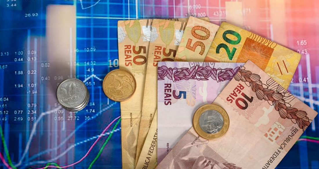 Selic a 13,75% ao ano: simulação de rendimentos para R$10 mil em poupança, CDB, LCA, LCI e Tesouro