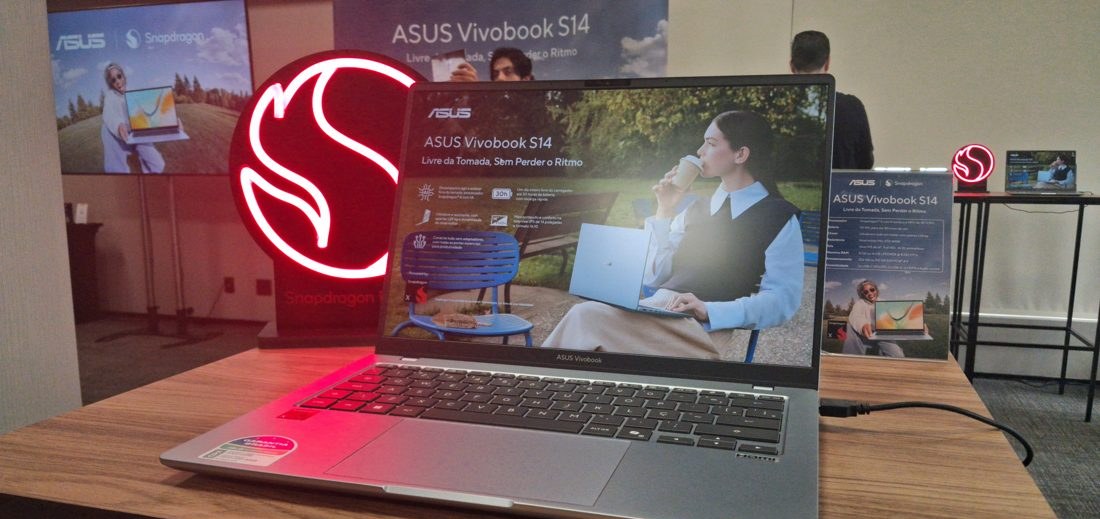 ASUS lança Vivobook S14 no Brasil com Snapdragon X e bateria de até 30 horas