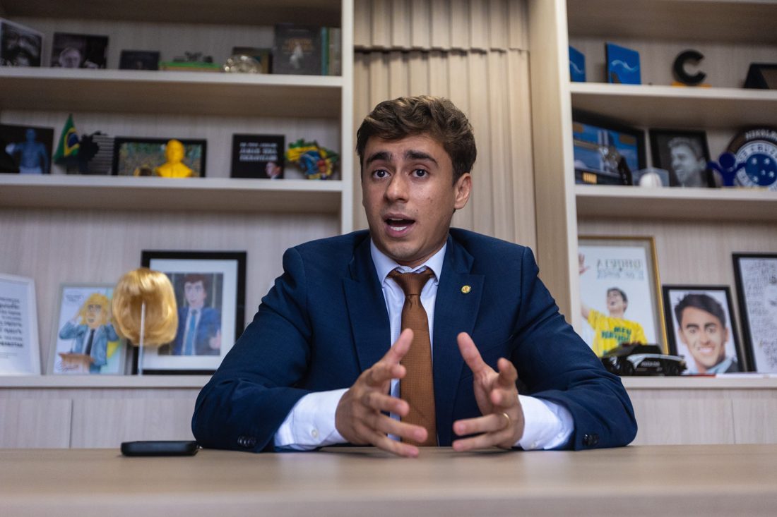 Sâmia Bomfim aciona PGR contra divulgação de documento falso por Nikolas Ferreira no caso Master