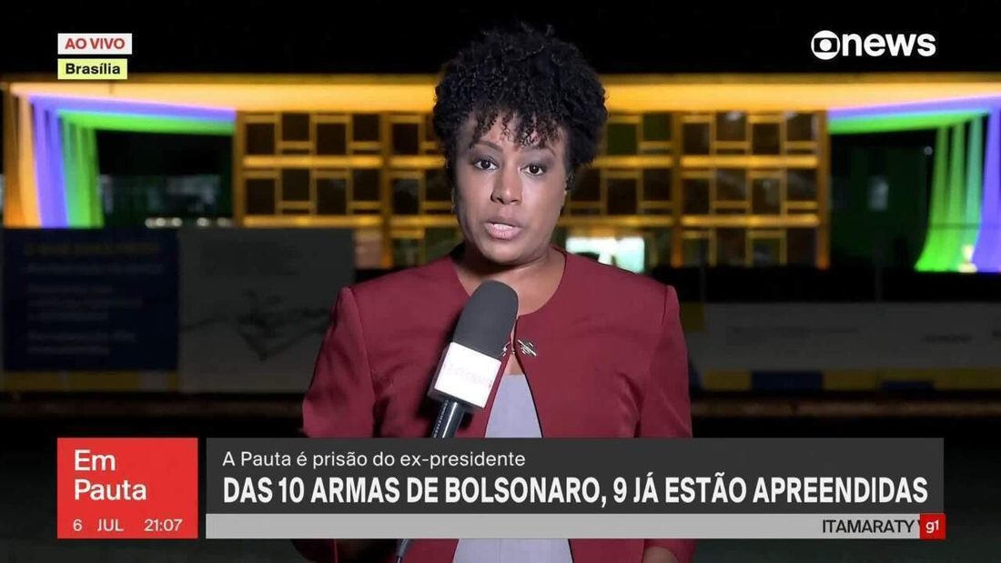 Ministro Alexandre de Moraes determina envio definitivo das armas apreendidas de Jair Bolsonaro ao Exército