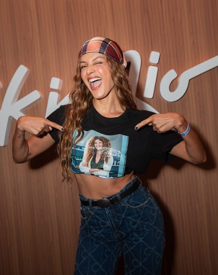 Gabriela Loran celebra personagem Viviane com look exclusivo no último dia do Rock in Rio 2026