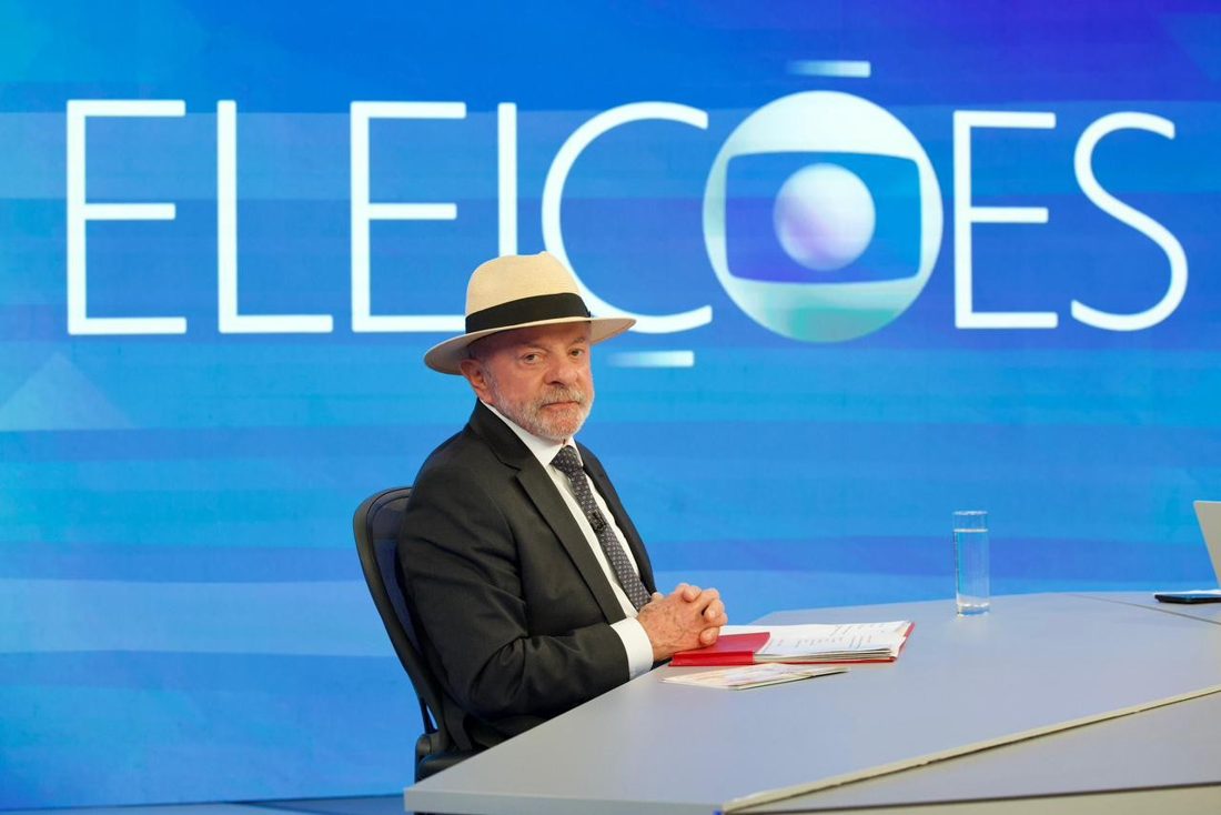 Lula descarta privatização dos Correios e afirma que dívida pública não é preocupação