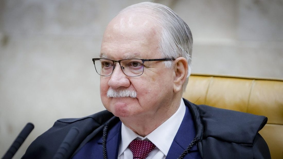 Fachin devolve relatoria de investigação sobre descontos ilegais no INSS a André Mendonça