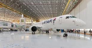 Latam Airlines Brasil inicia manutenção da nova frota Embraer E195‑E2 em Curitiba, Brasília e Guarulhos