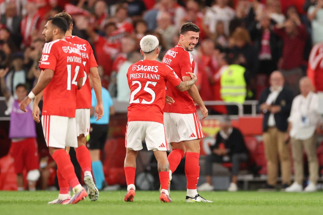 Galeria de fotos do confronto Benfica x Estoril no Campeonato Português