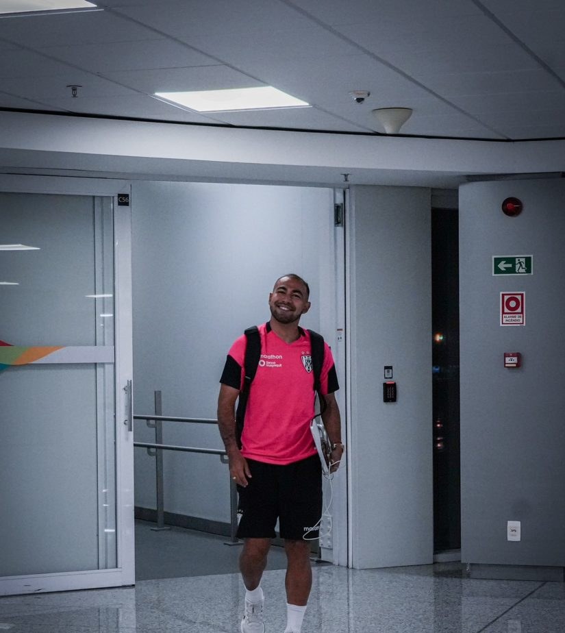 Independiente del Valle chega ao Rio sem Charli González e treina no CT do Fluminense antes do duelo contra o Flamengo