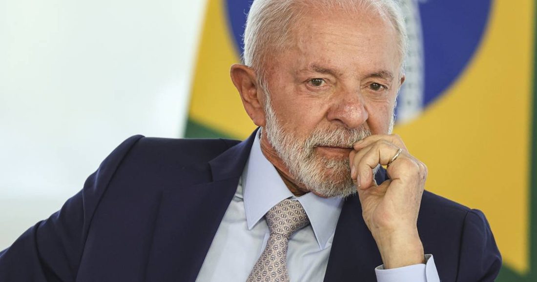 Pesquisa Ipsos-Ipec revela pior avaliação do governo Lula em um ano, com 43% de desaprovação