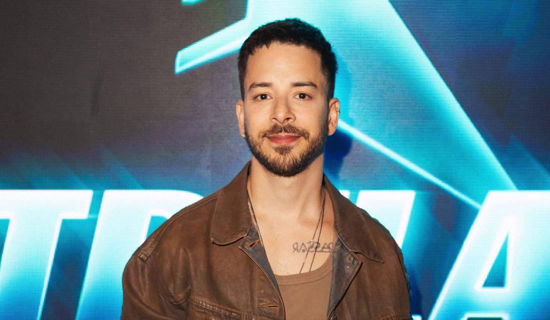Junior lança single "Labirinto", anuncia EP para 24/09 e estreia como mentor no "Estrelas da Casa"